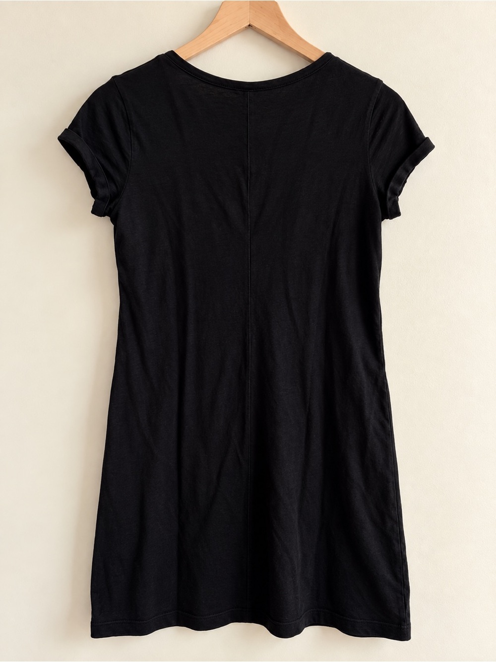 Dress Subcategory Identification - Picture 2 of 5